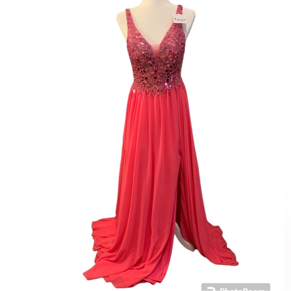 Pink Pleated Embellished Prom Dress - Picture 3 of 11
